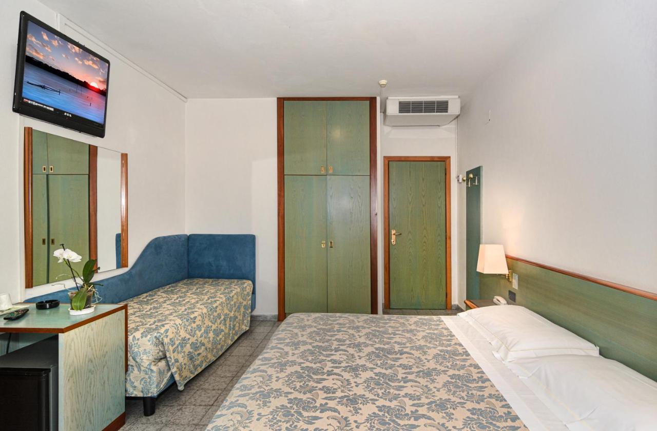 Hotel Paris Lido di Camaiore Dış mekan fotoğraf