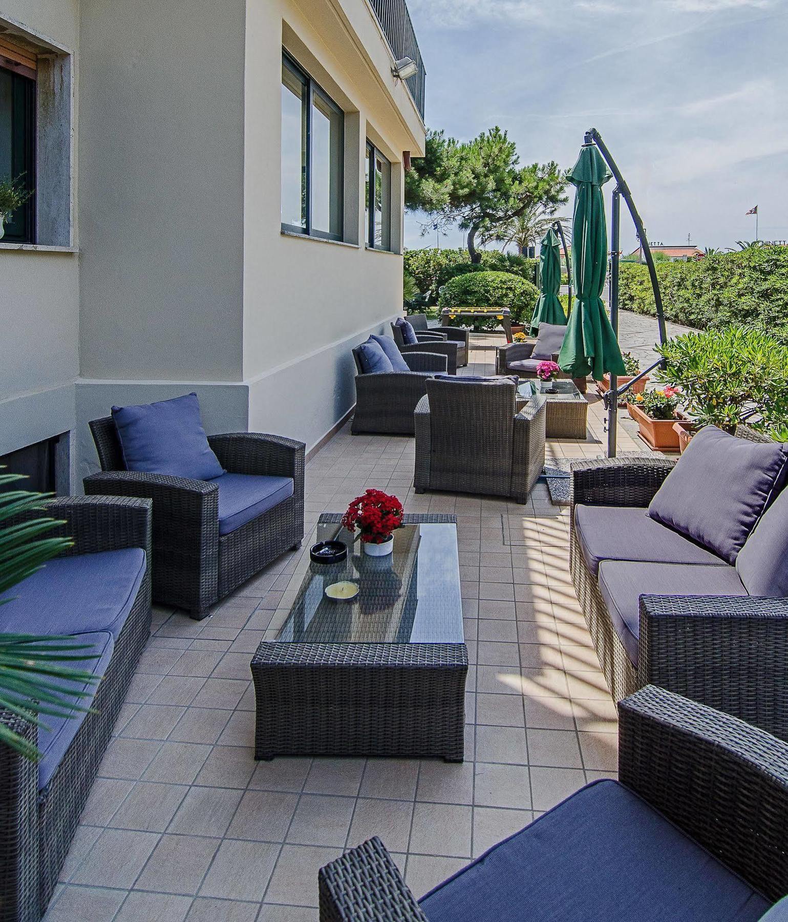 Hotel Paris Lido di Camaiore Dış mekan fotoğraf